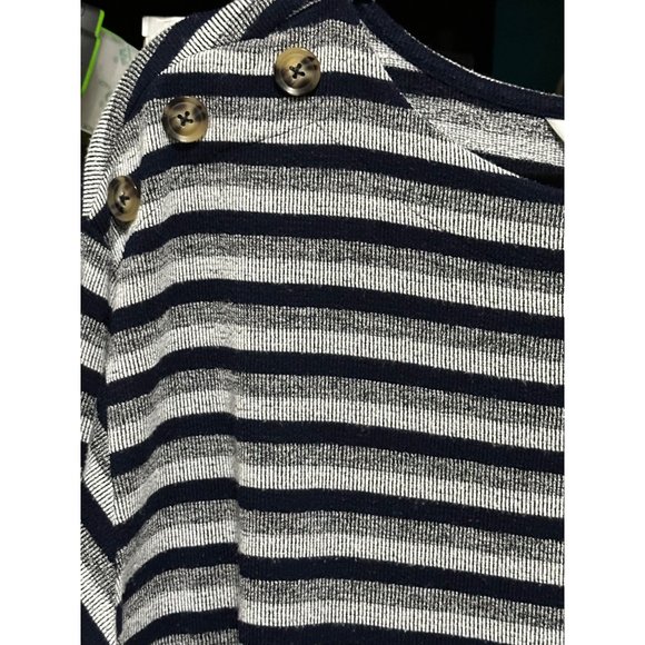 C J Banks size 1X blue striped soft button accents pullover top - Picture 2 of 7